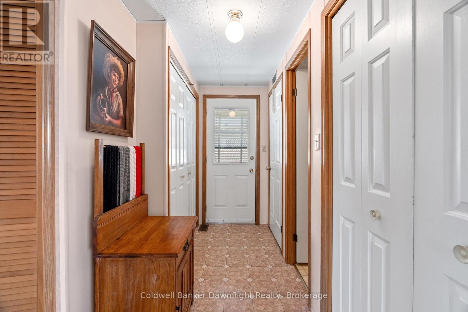 46 Redford Drive, South Huron, Ontario  N0M 1S3 - Photo 13 - X12069772