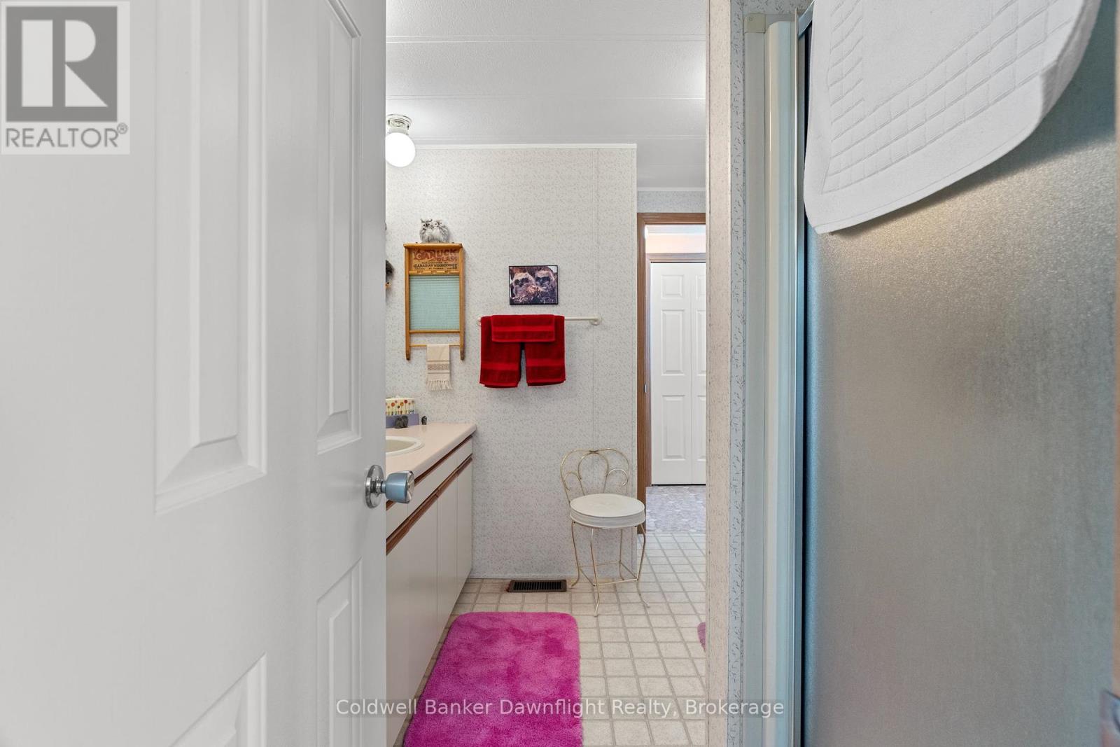 46 Redford Drive, South Huron, Ontario  N0M 1S3 - Photo 25 - X12069772