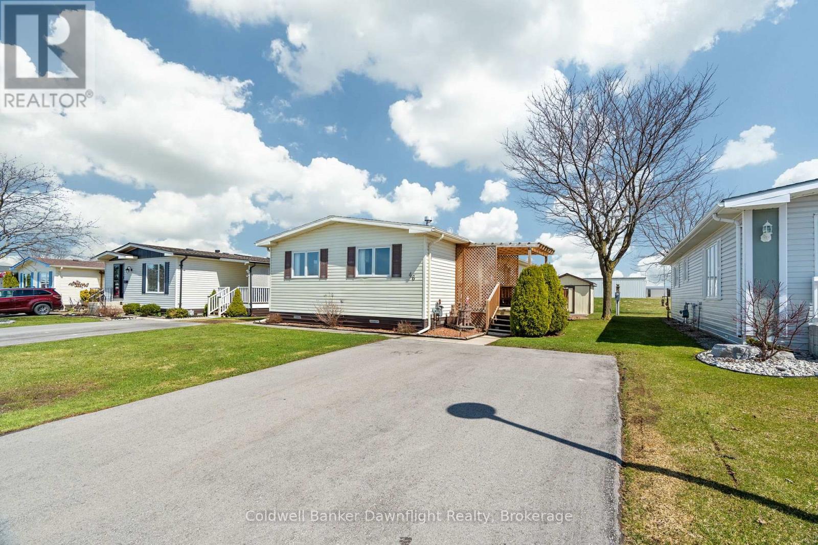 46 Redford Drive, South Huron, Ontario  N0M 1S3 - Photo 38 - X12069772