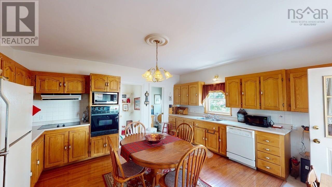 15 Prince Street, Pictou, Nova Scotia  B0K 1H0 - Photo 5 - 202517136