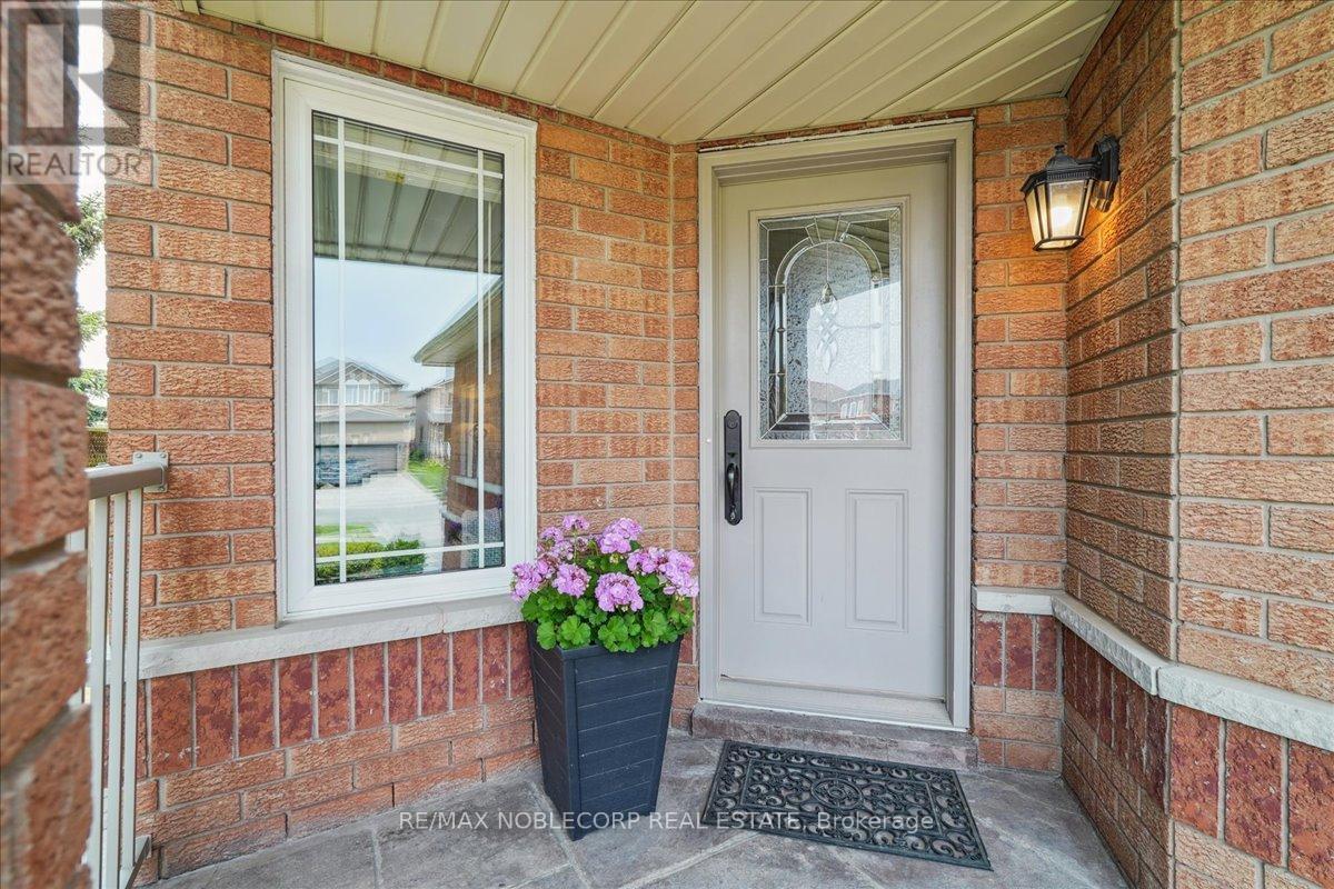 Property at 121 ISAAC MURRAY AVENUE image 3