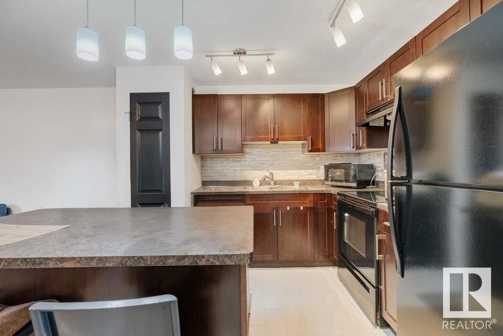 591 Orchards Bv Sw, Edmonton, Alberta  T6X 1V2 - Photo 8 - E4446777