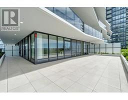 408 135 E 13TH STREET, North Vancouver, British Columbia