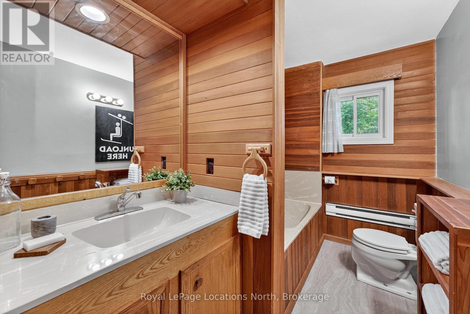 119 Tyrol Avenue, Blue Mountains, Ontario  N0H 2E0 - Photo 19 - X12274381