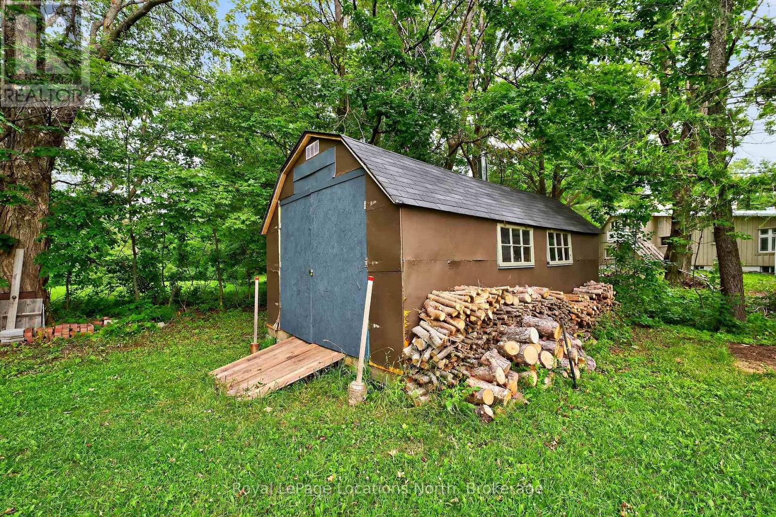 119 Tyrol Avenue, Blue Mountains, Ontario  N0H 2E0 - Photo 38 - X12274381