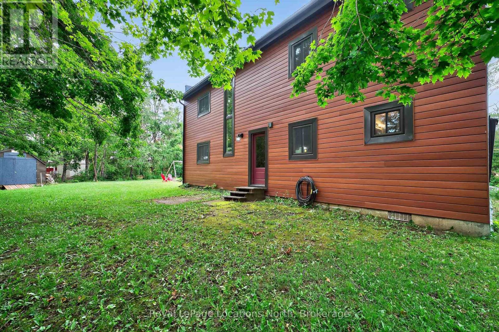 119 Tyrol Avenue, Blue Mountains, Ontario  N0H 2E0 - Photo 39 - X12274381