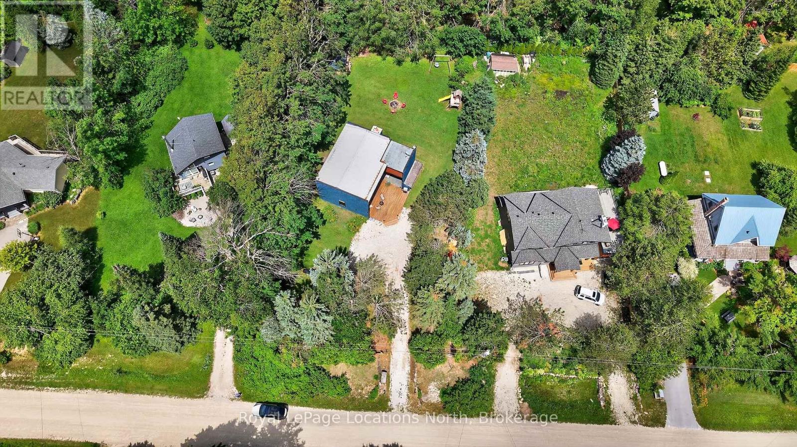 119 Tyrol Avenue, Blue Mountains, Ontario  N0H 2E0 - Photo 42 - X12274381
