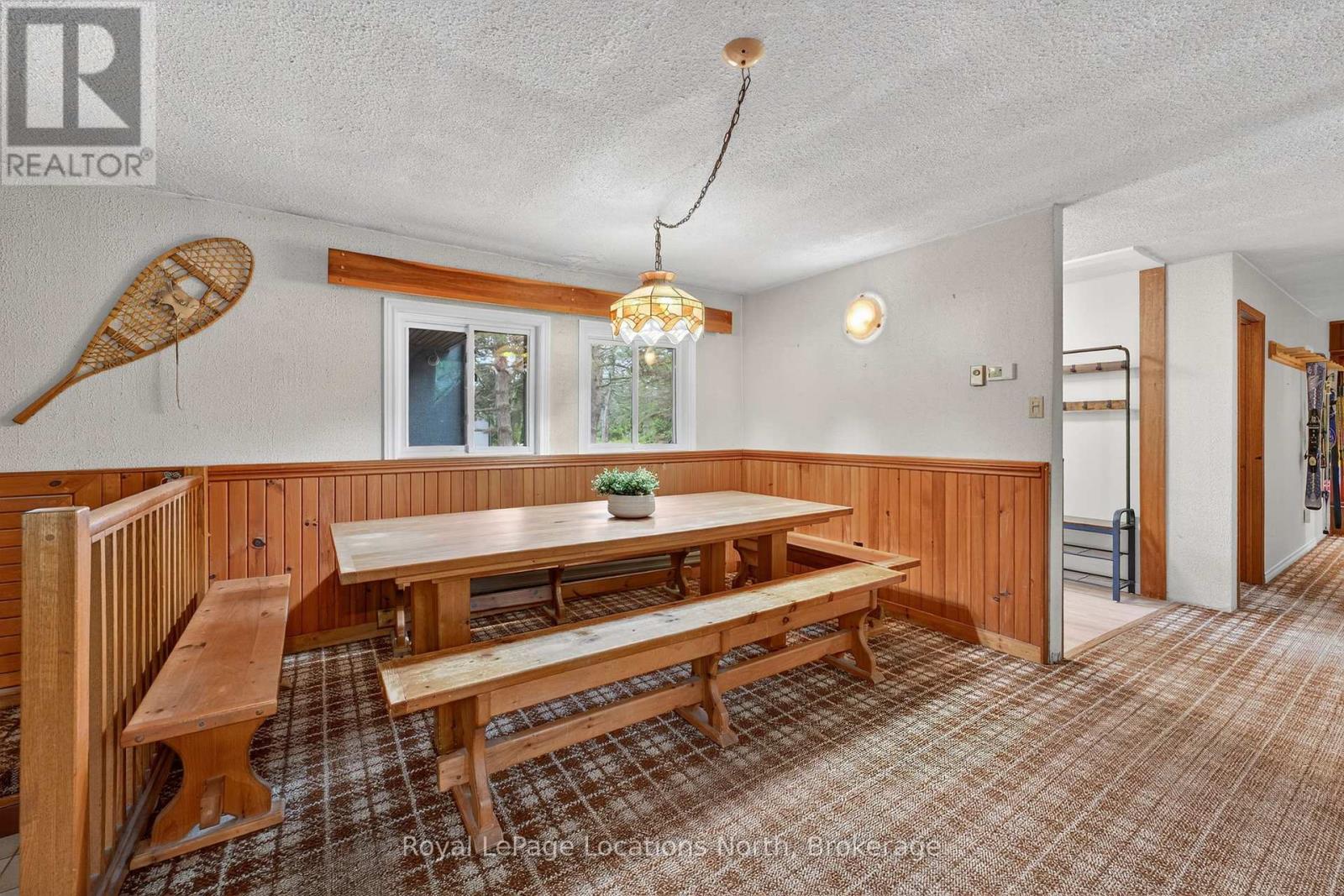 119 Tyrol Avenue, Blue Mountains, Ontario  N0H 2E0 - Photo 7 - X12274381