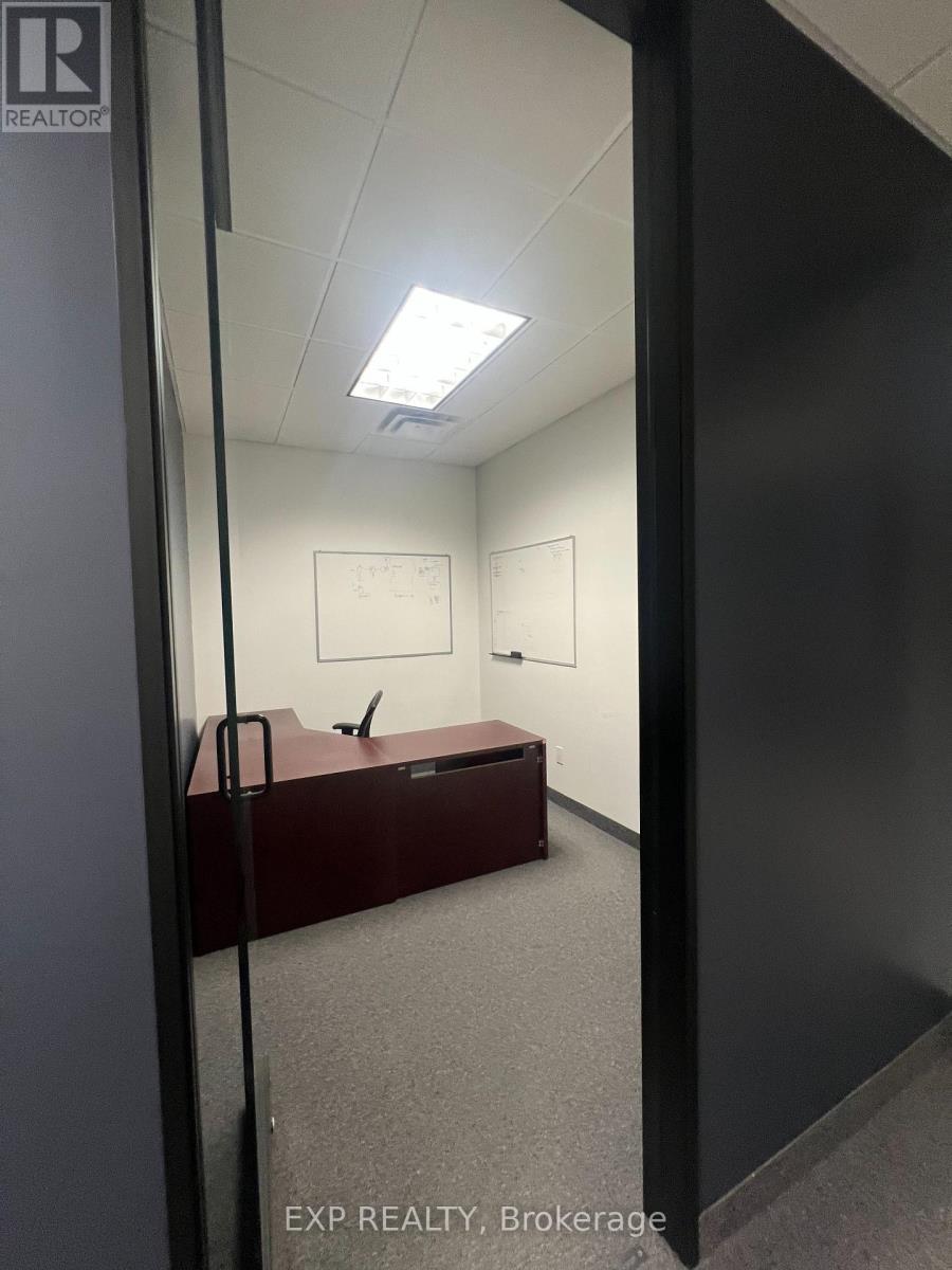 8 - 951 Wilson Avenue, Toronto (Downsview-Roding-Cfb), Ontario  M3K 2A7 - Photo 10 - W12274400