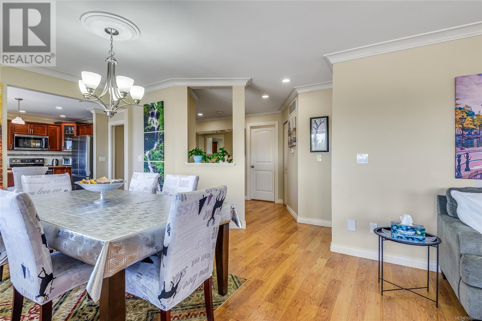 Property at 2094 Varsity Dr image 5