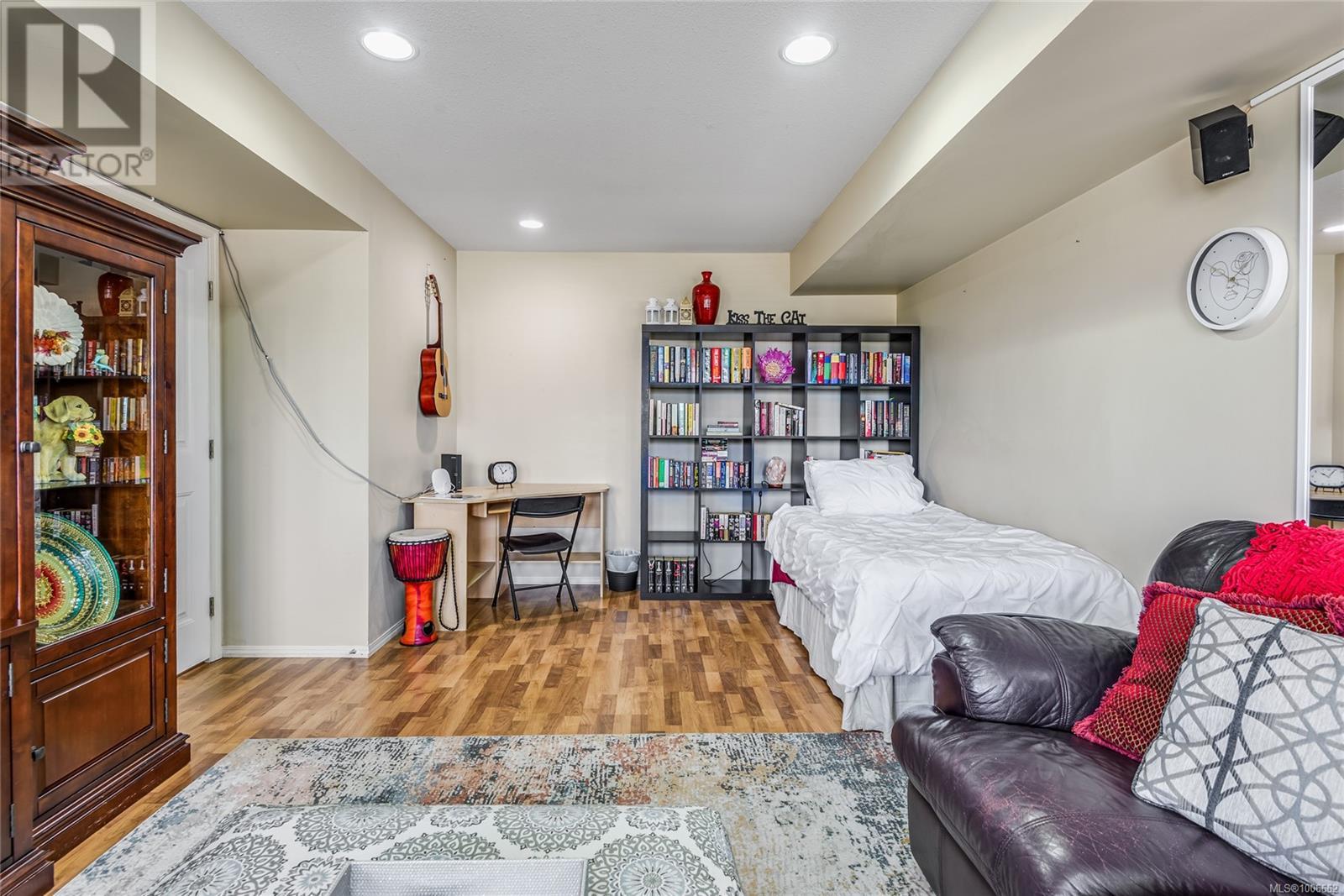 Property at 2094 Varsity Dr image 1