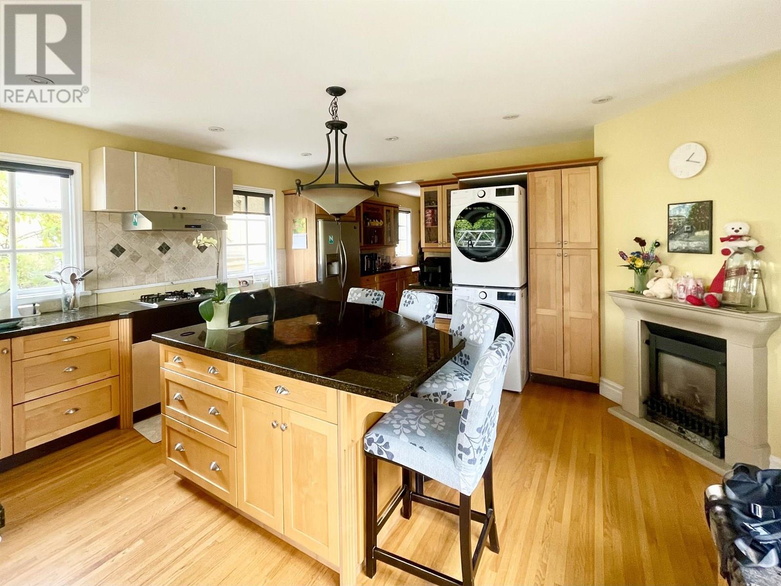 1749 West 62nd Avenue, Vancouver, British Columbia  V6P 2G1 - Photo 4 - R3024579