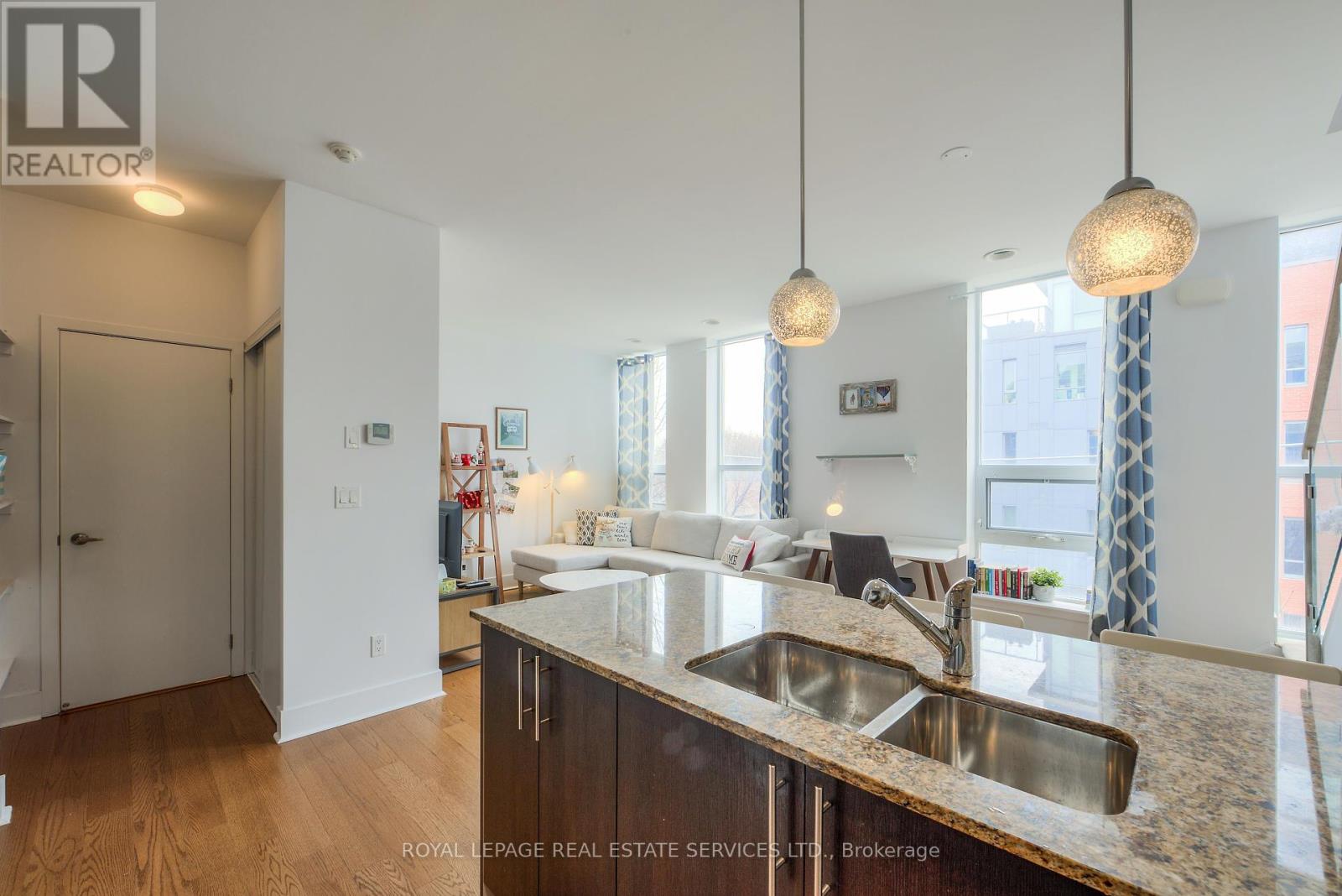 203 - 323 Kingston Road S, Toronto, Ontario  M4L 1T8 - Photo 15 - E12274405