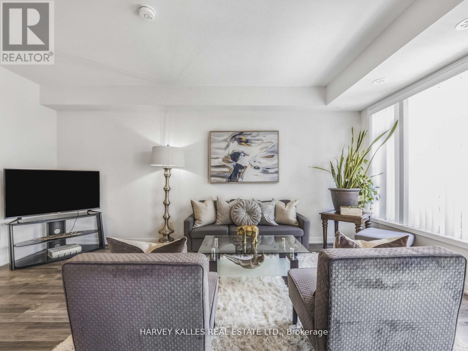 Property at 404 - 1460 WHITES ROAD image 4