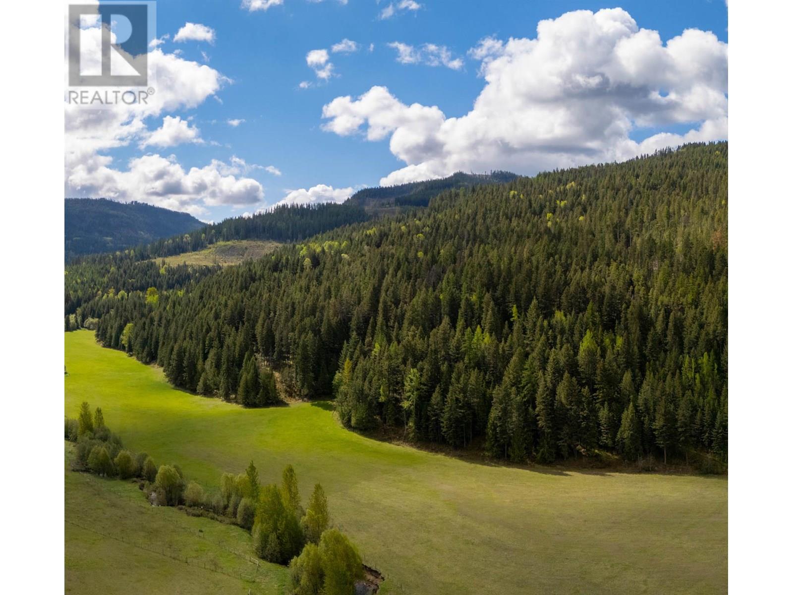 Dl5135 Highway 33 E Highway, Kelowna, British Columbia  V1P 1K2 - Photo 1 - 10354391