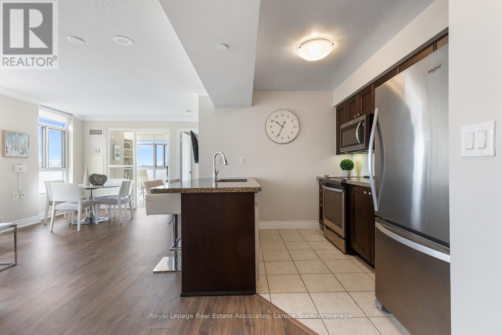 1108 - 3 Marine Parade Drive, Toronto, Ontario  M8V 3Z5 - Photo 10 - W12274326