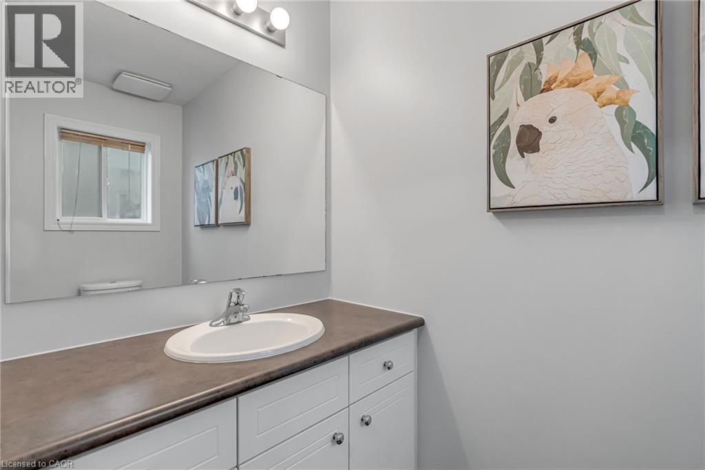 19 Oakes Crescent, Guelph, Ontario  N1E 7K3 - Photo 11 - 40747281