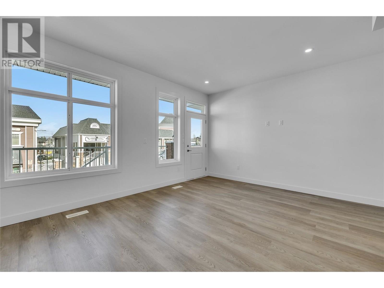 5300 Main Street Unit# 118 Kelowna Photo 8