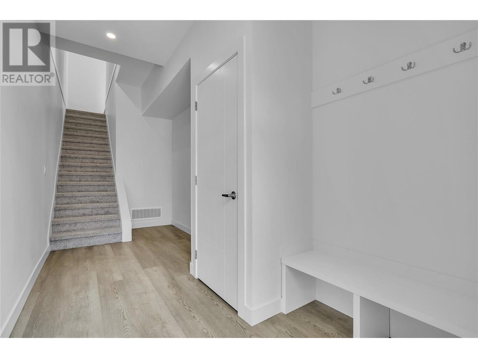 5300 Main Street Unit# 124 Kelowna Photo 45