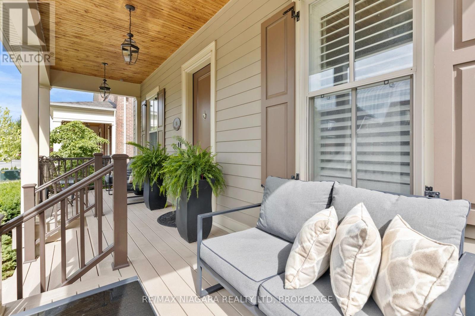 Property at 35 BROCK STREET image 3