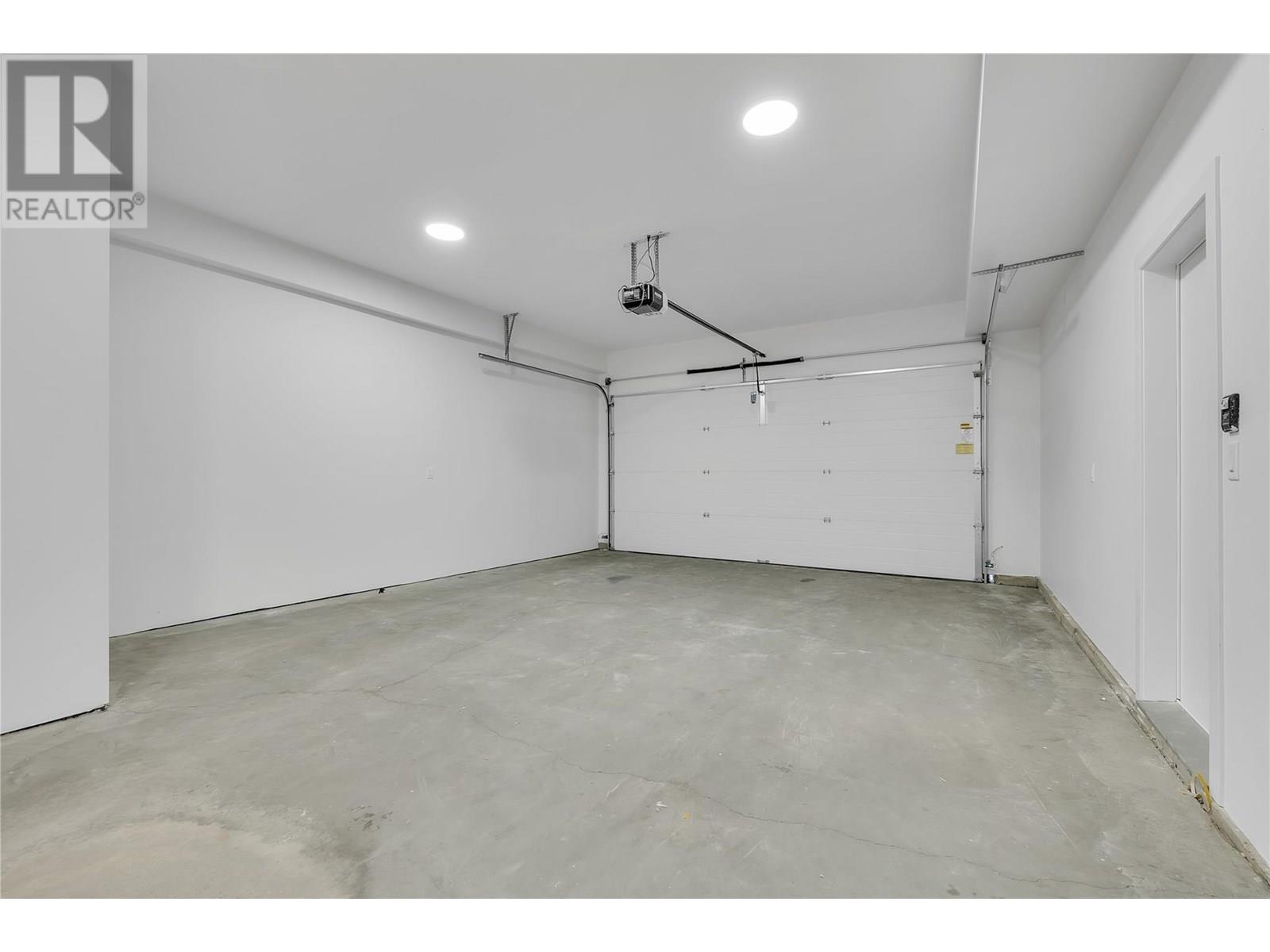 5300 Main Street Unit# 124 Kelowna Photo 47