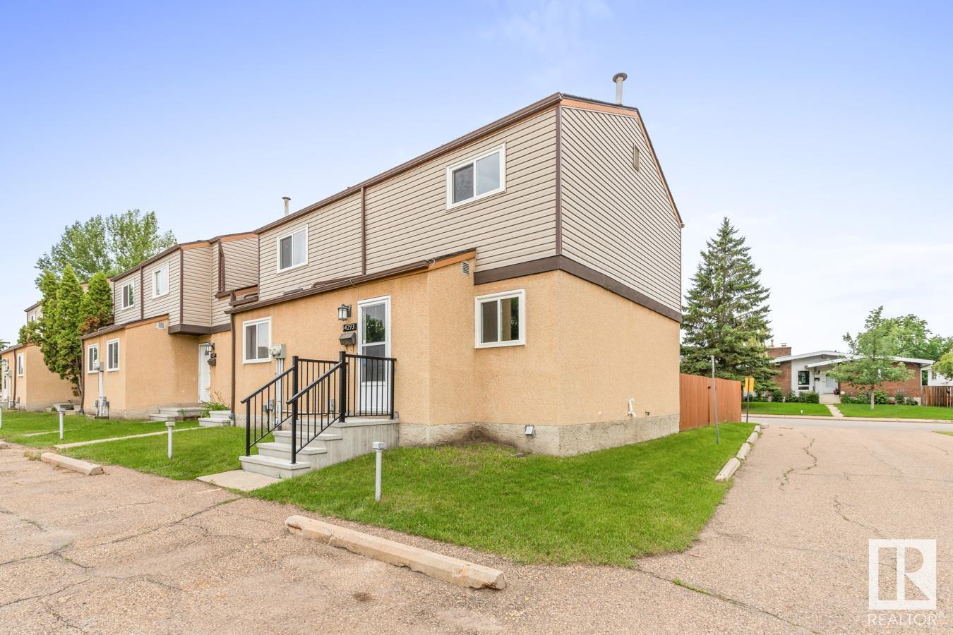 Property at 14293 23 ST NW image 2