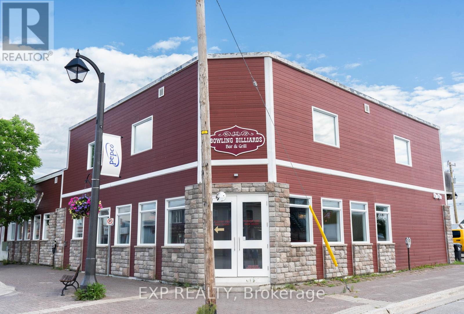 800 GEORGE STREET STREET N, hearst, Ontario