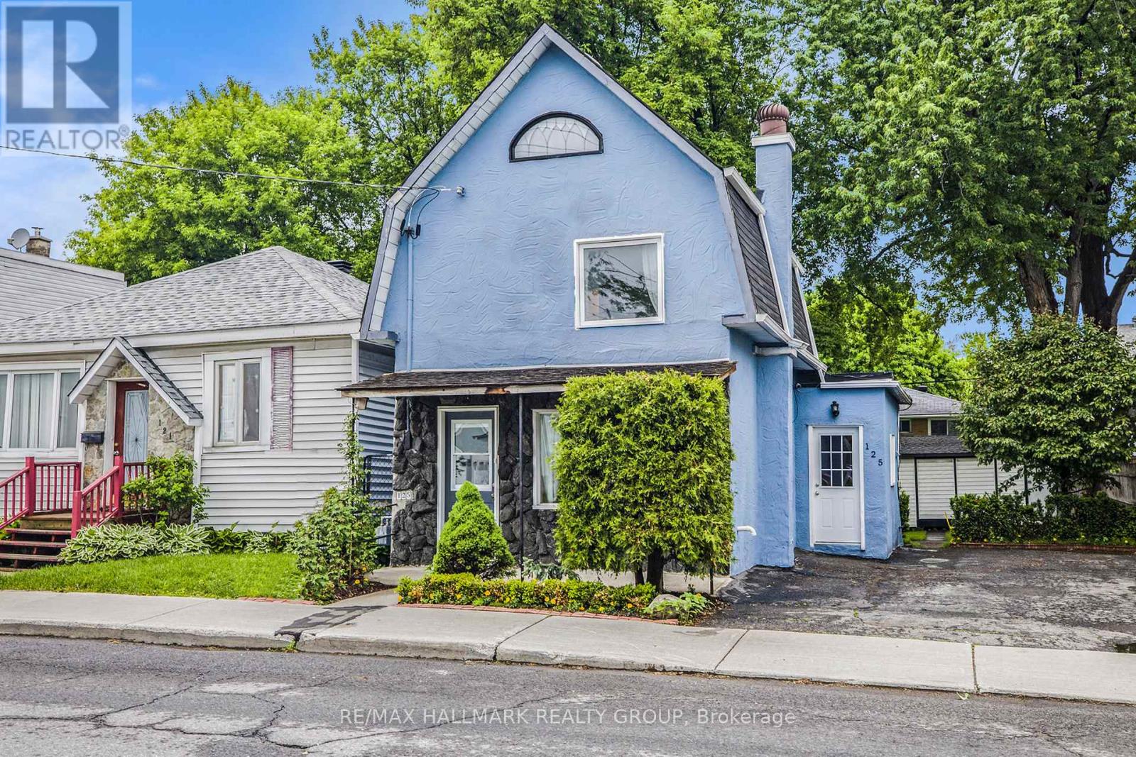 Property at 125 MARIER AVENUE image 2