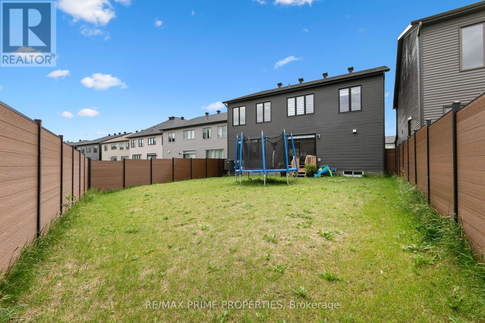 720 Fenwick Way, Ottawa, Ontario  K2J 7E2 - Photo 43 - X12274479