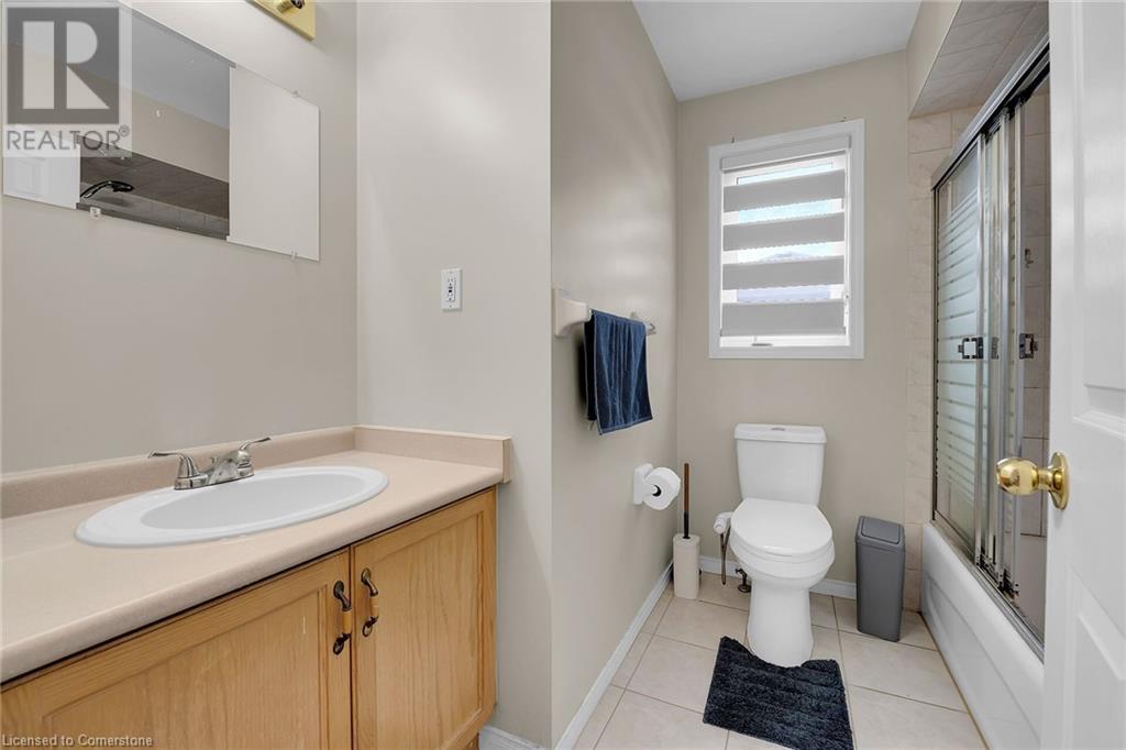 4 Spartan Court, Stoney Creek, Ontario  L8E 6A4 - Photo 35 - 40749866