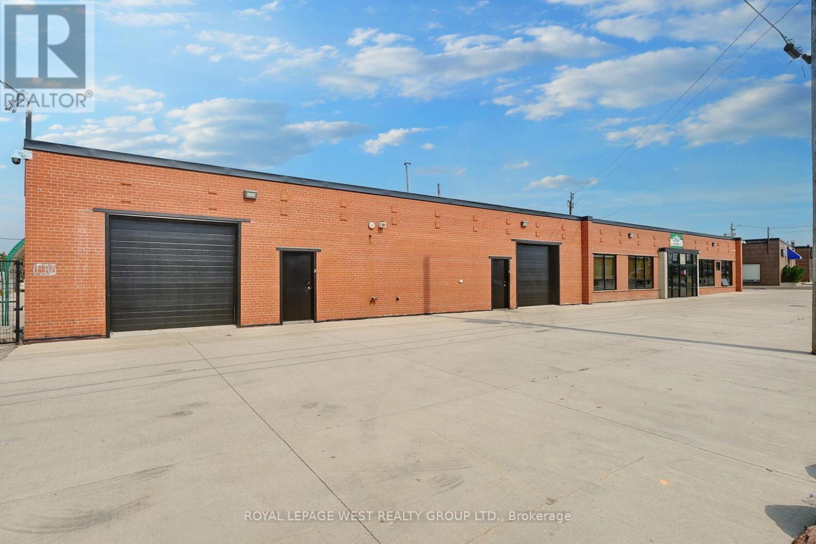 4 - 55 Brydon Drive, Toronto, Ontario  M9W 4N3 - Photo 2 - W12268449
