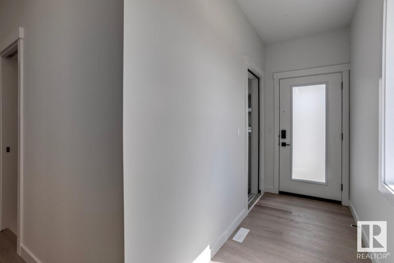 Property at 1544 Grant WY NW image 3