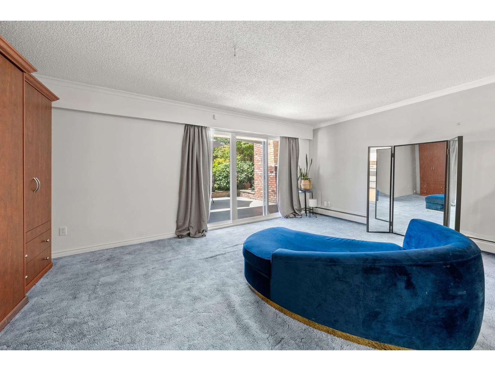 Property at 101 1520 BLACKWOOD STREET image 3