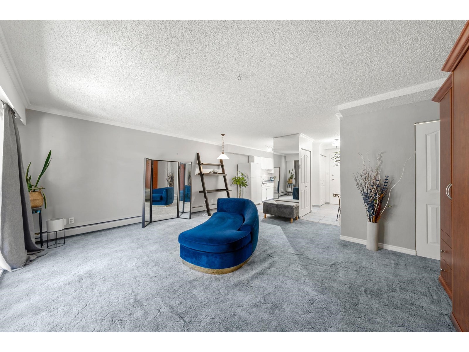 Property at 101 1520 BLACKWOOD STREET image 4