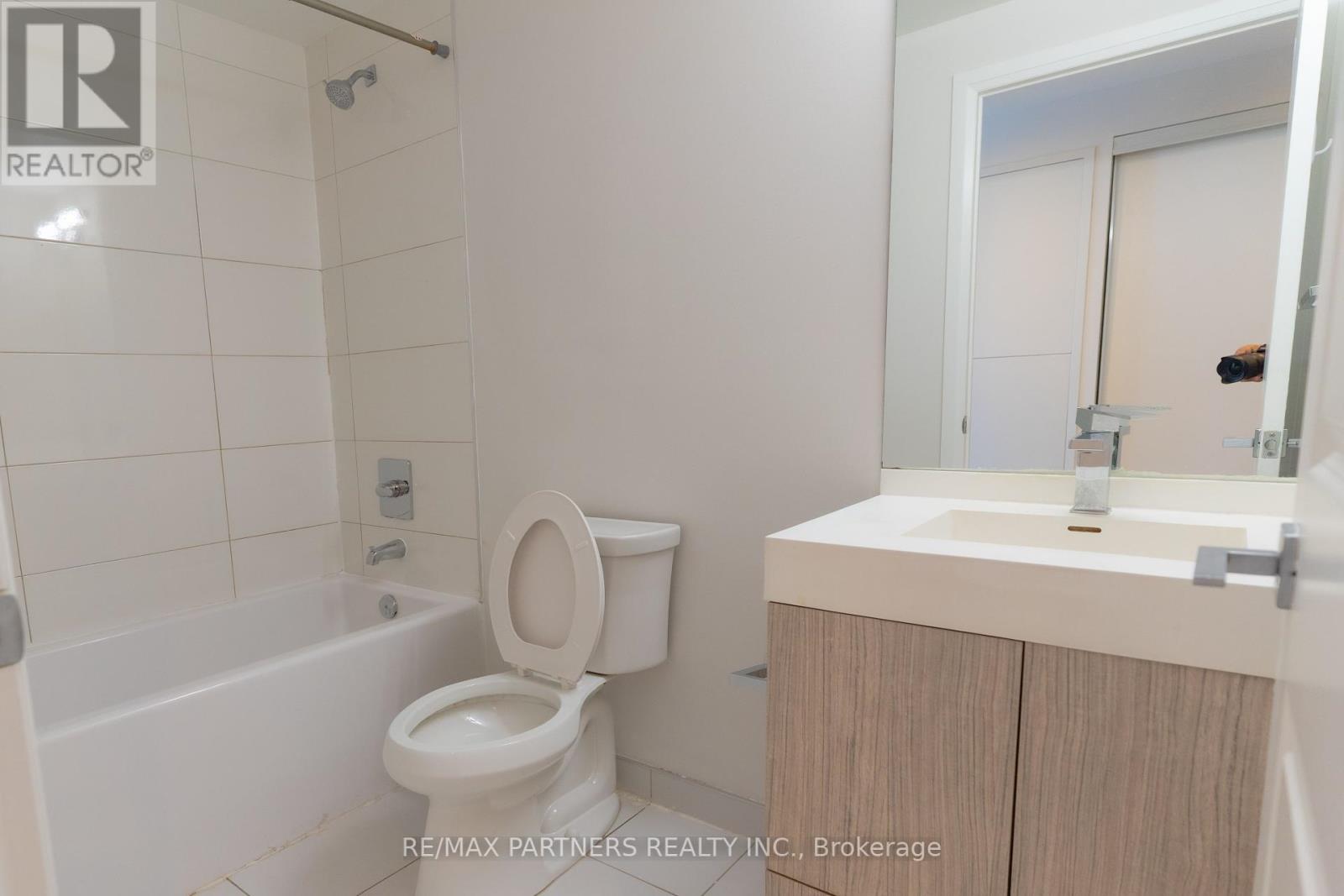 1625 - 251 Jarvis Street, Toronto (Church-Yonge Corridor), Ontario  M5B 0C3 - Photo 13 - C12274456
