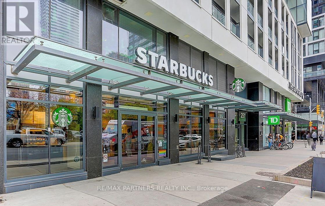 1625 - 251 Jarvis Street, Toronto (Church-Yonge Corridor), Ontario  M5B 0C3 - Photo 2 - C12274456