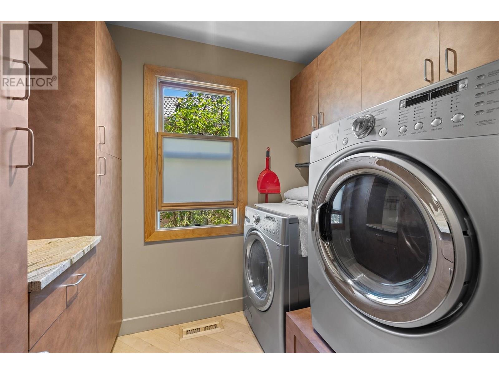 Property at 3058 Quail Run Drive image 1