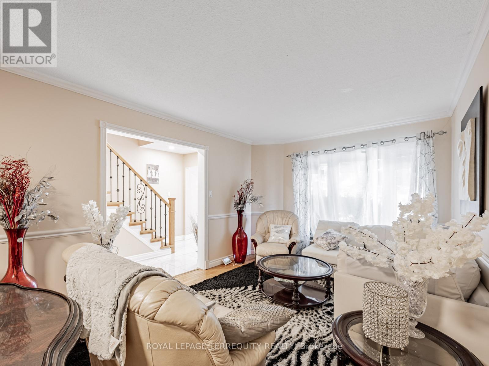 63 Rotherglen Road S, Ajax, Ontario  L1S 5K3 - Photo 8 - E12274461