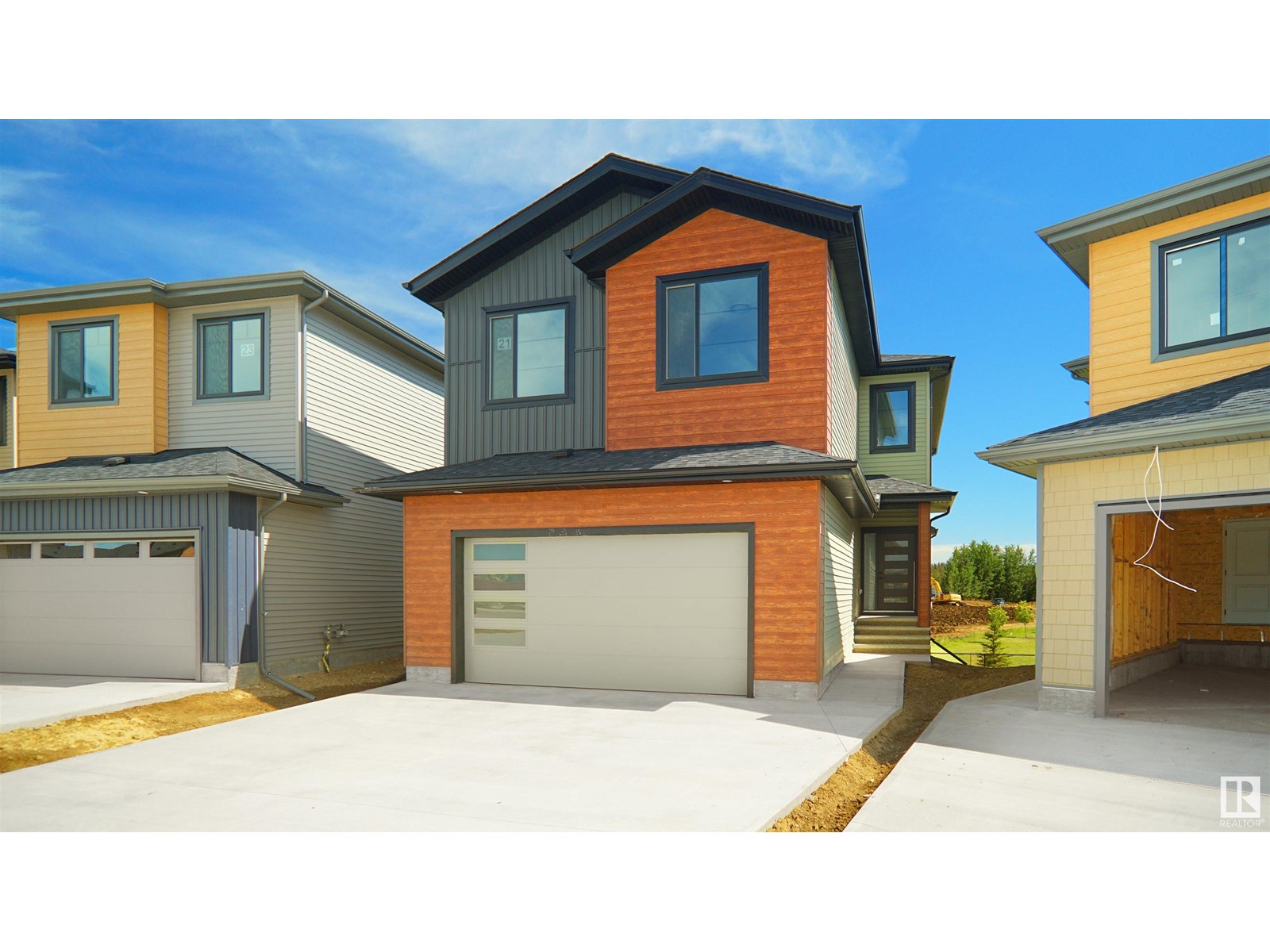 Property at 21 TRILL POINT image 2