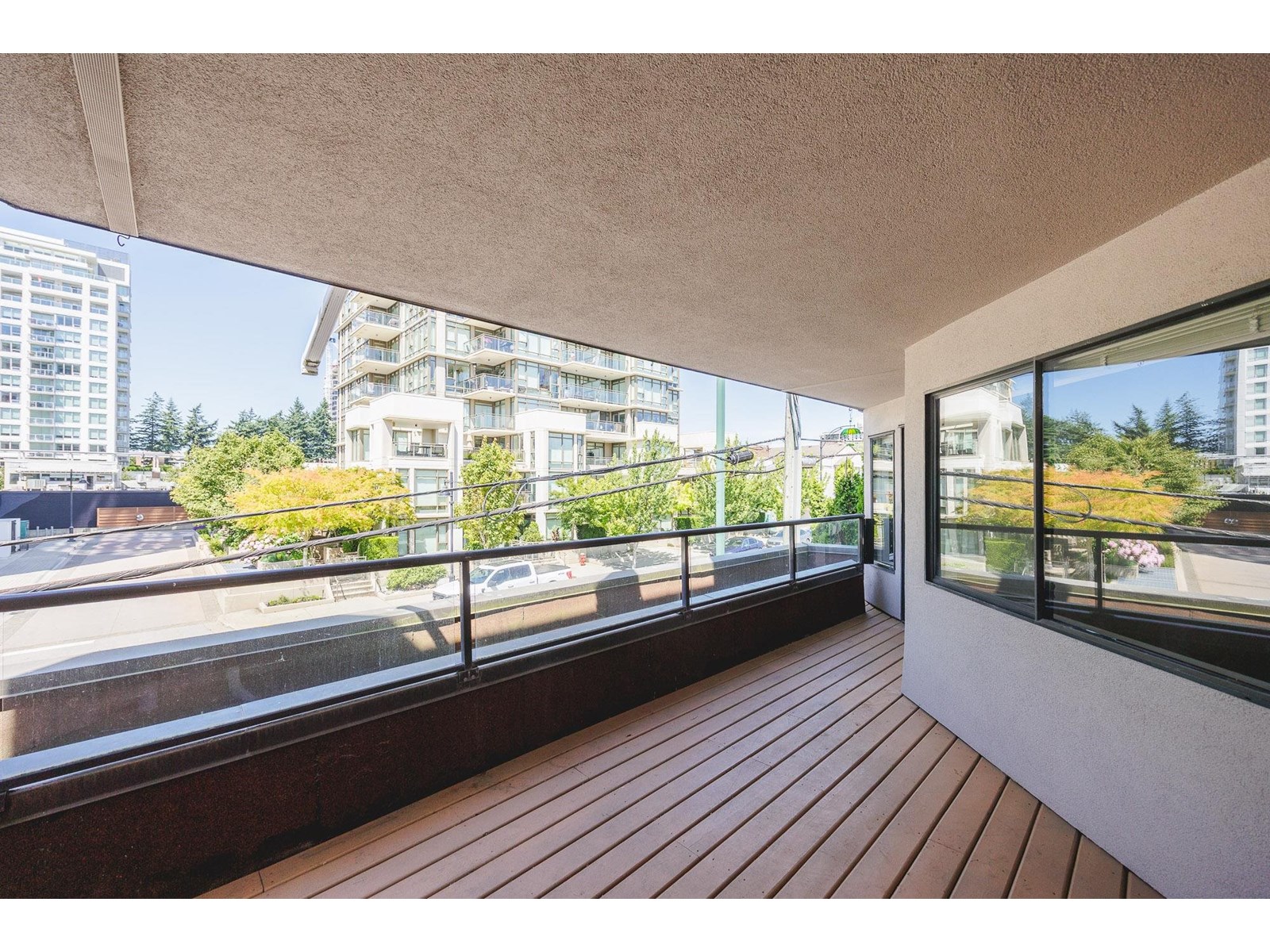 Listing Picture 35 of 39 : 208 1440 GEORGE STREET, White Rock - 魯藝地產 Yvonne Lu Group - MLS Medallion Club Member
