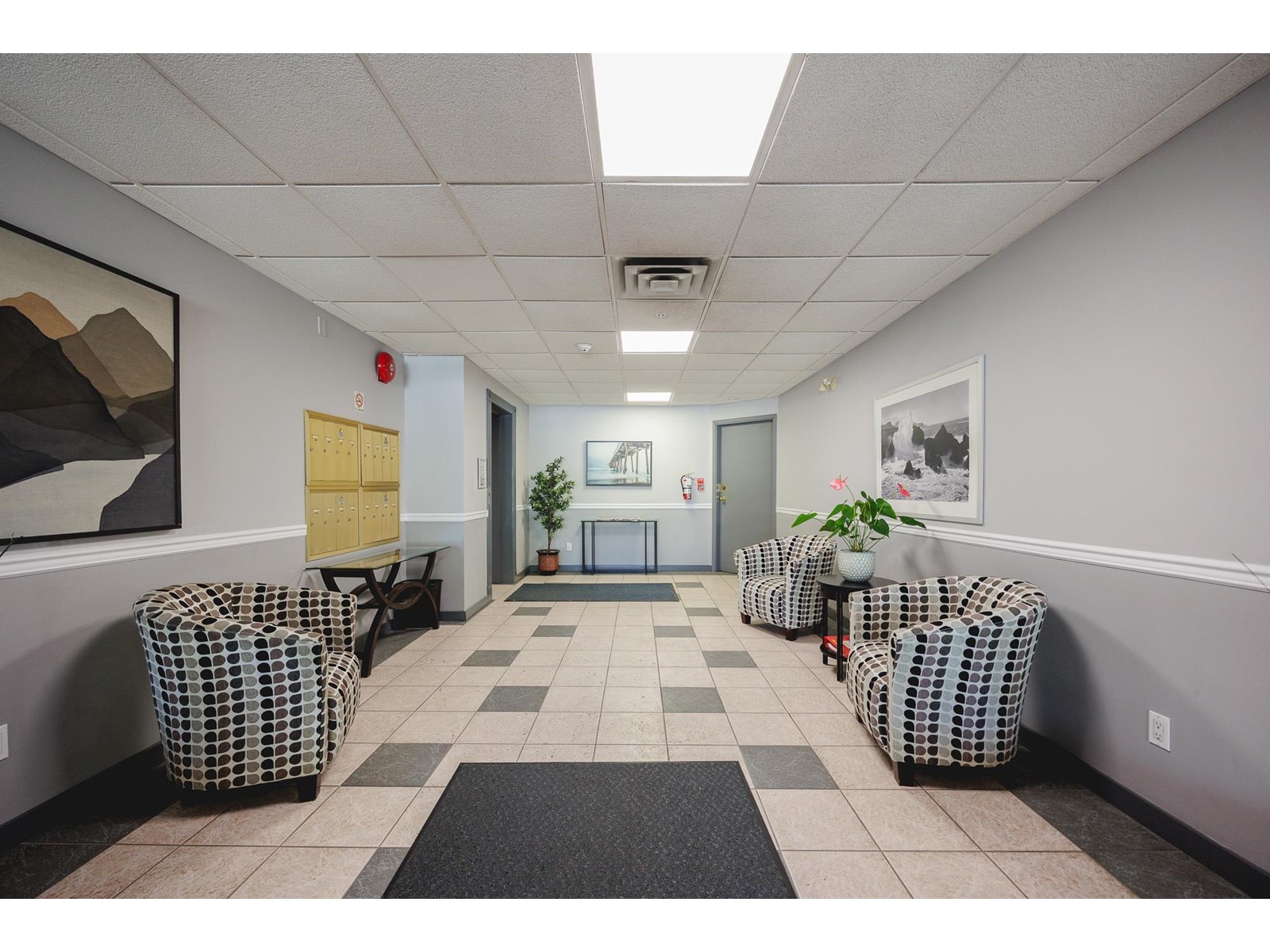 Listing Picture 39 of 39 : 208 1440 GEORGE STREET, White Rock - 魯藝地產 Yvonne Lu Group - MLS Medallion Club Member
