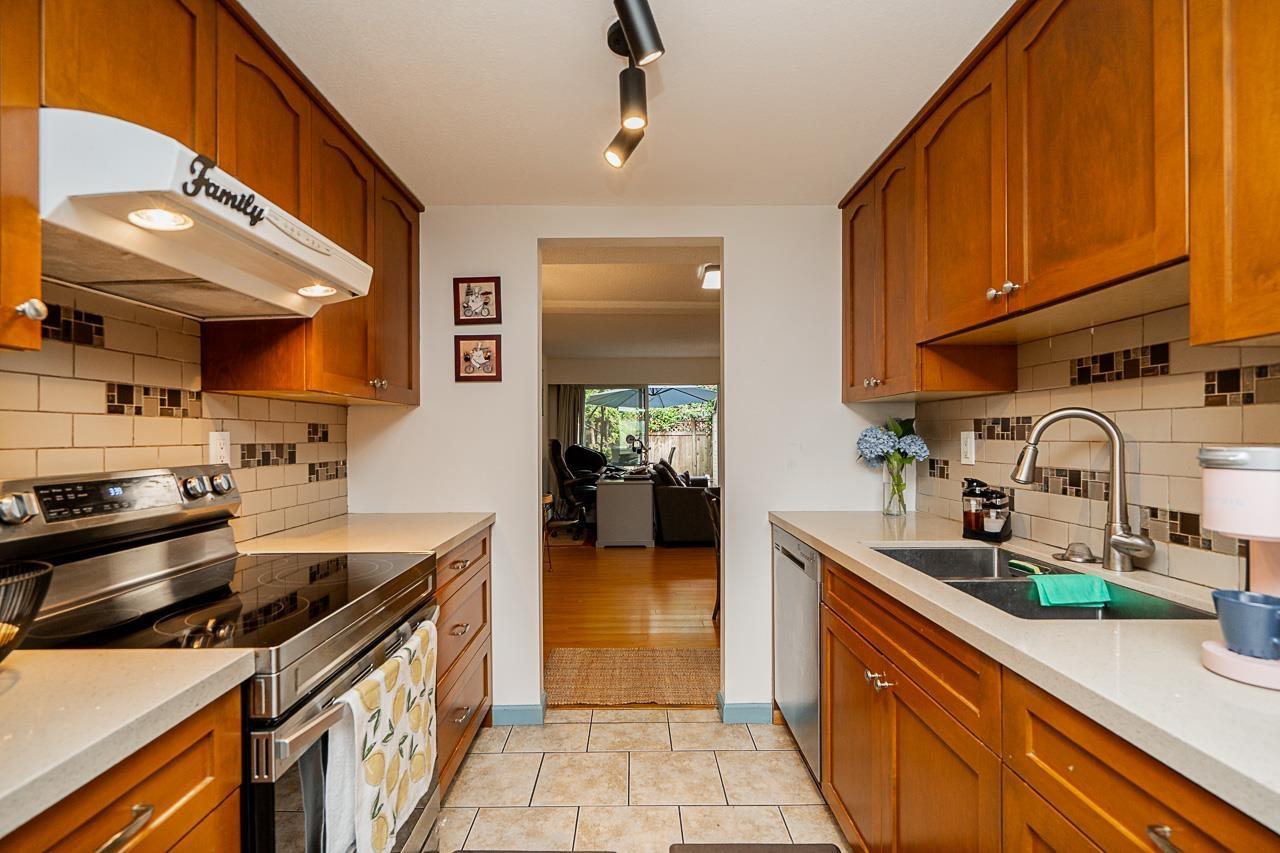 166 7486 138 Street, Surrey, British Columbia  V3W 6G4 - Photo 10 - R3024659