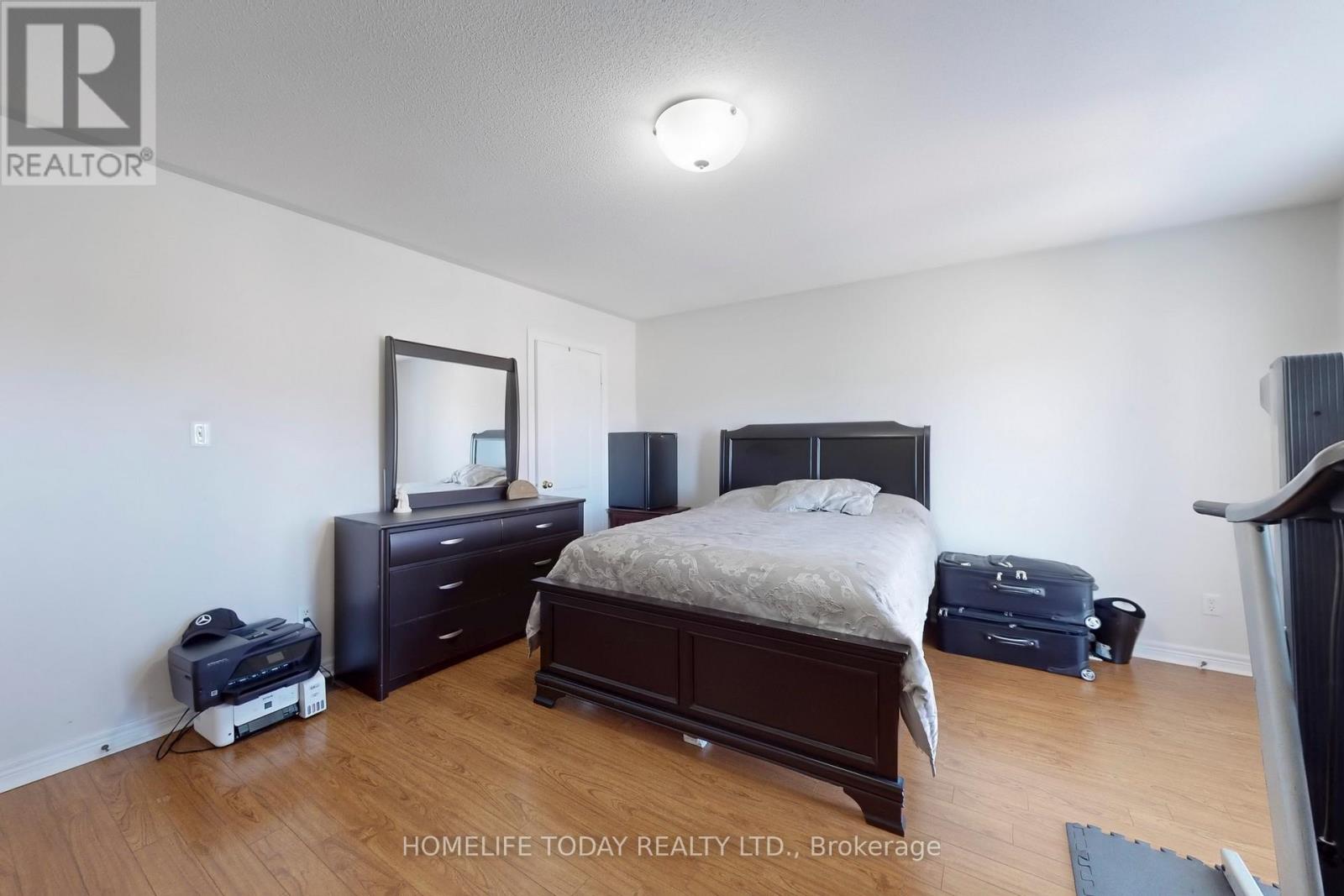 40 Oblate Crescent, Brampton, Ontario  L6Y 0L3 - Photo 34 - W12274440
