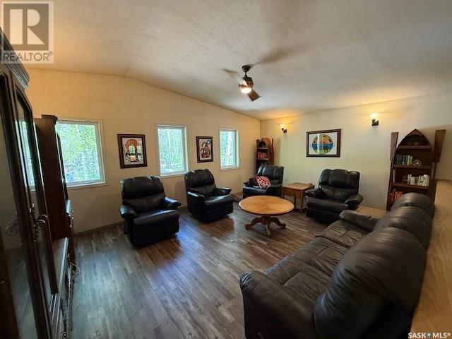814 Sunny Street, Kamsack, Saskatchewan  S0A 1S0 - Photo 27 - SK012156
