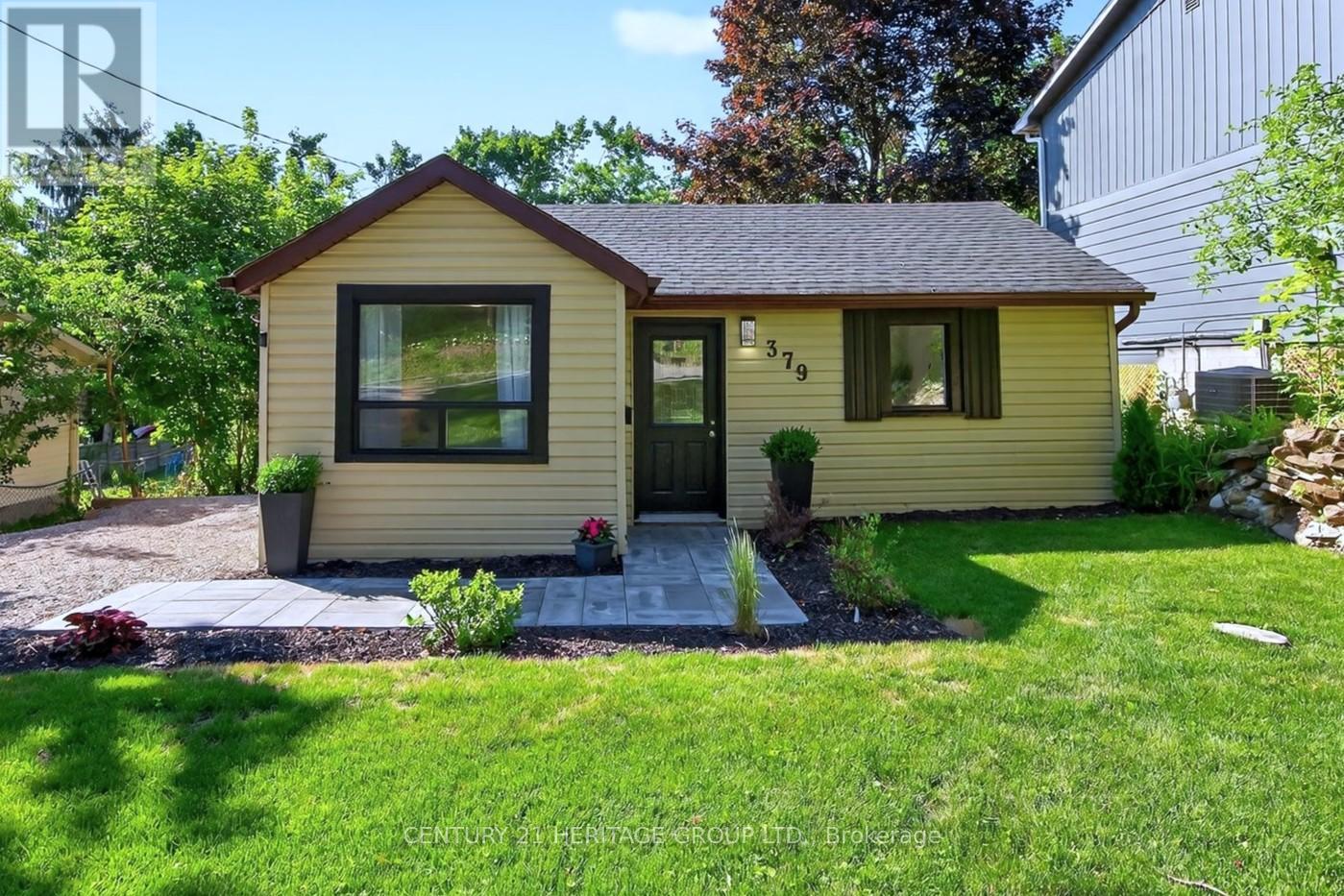 Property at 379 ARTHUR STREET image 1