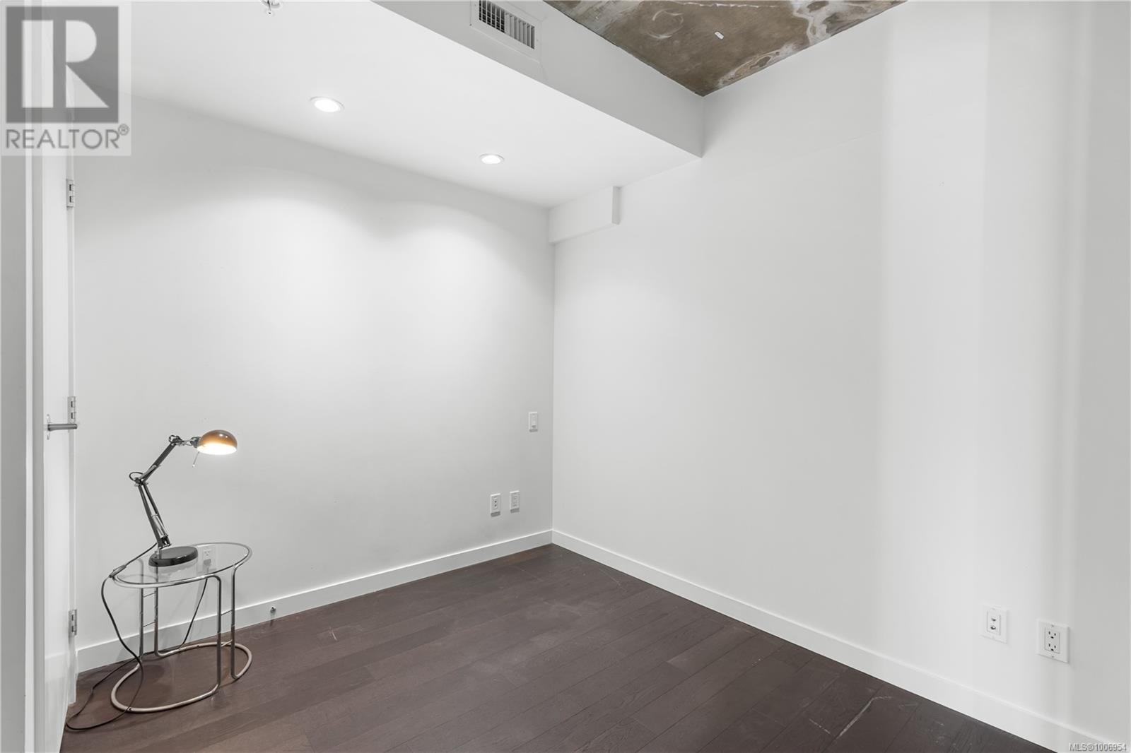 413 770 Fisgard St, Victoria, British Columbia  V8W 0B8 - Photo 19 - 1006954