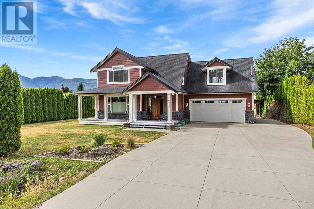 4537 Lansdowne Road, Armstrong, British Columbia  V0E 1B3 - Photo 3 - 10355460