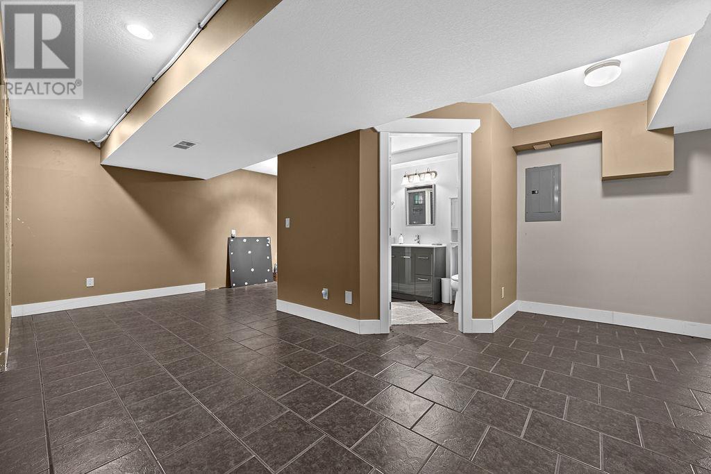 4537 Lansdowne Road, Armstrong, British Columbia  V0E 1B3 - Photo 47 - 10355460