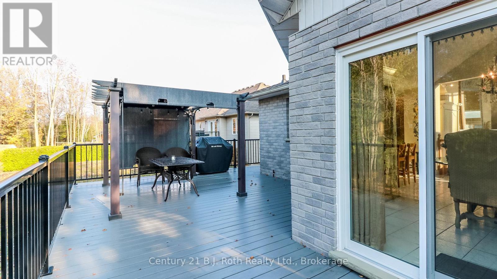 Property at 20 GRANT AVENUE E image 5