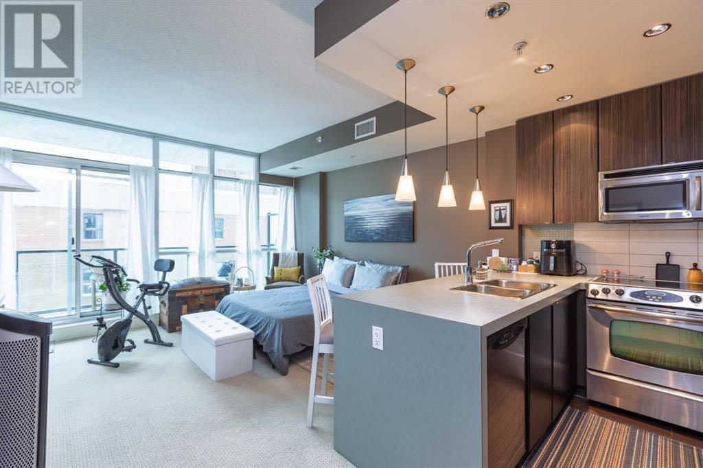 609, 788 12 Avenue Sw, Calgary, Alberta  T2R 0H1 - Photo 4 - A2237345